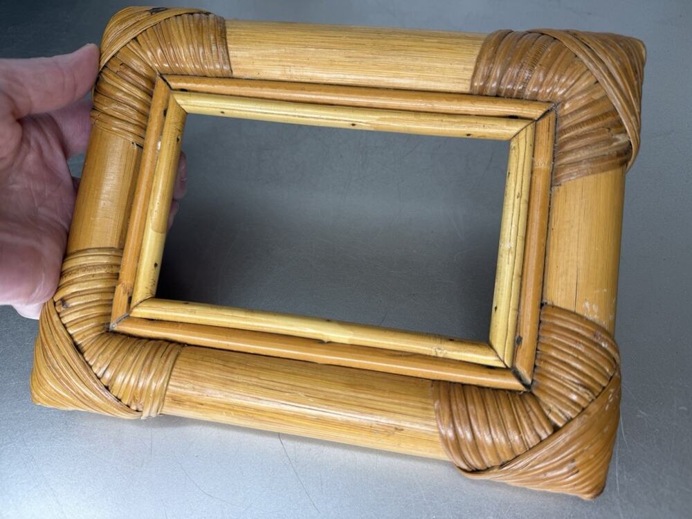 Vintage Bamboo Rattan Easel Picture Frame Boho MCM Decor No Glass 8 X 6in